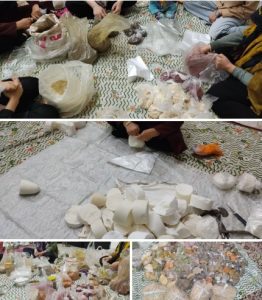 درباره این مقاله بیشتر بخوانید بسته بندی و توزیع قند و ادویه های اهدایی میان خانواده های نیازمند